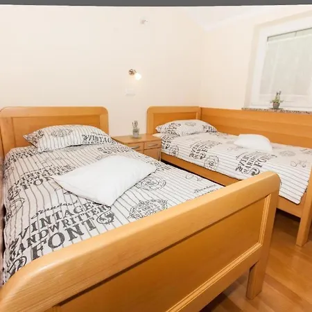 Pansion Vago 4* Malinska