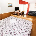 B&B Pansion Vago 4* Malinska