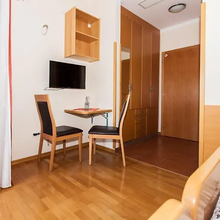 B&B Pansion Vago Gæstehus Malinska